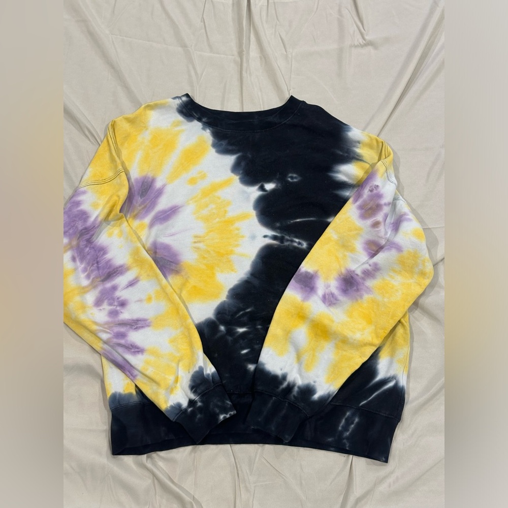 Oversized tie dye crewneck